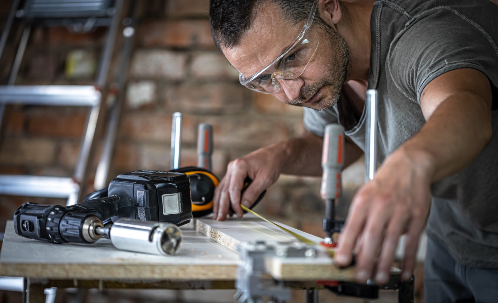 Portable vs. Stationary Table Saws