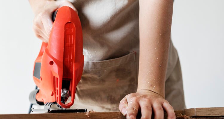 Best Electric Hand Saw Blades for Cutting Metal